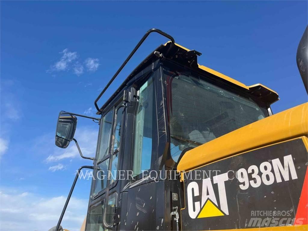 CAT 938M Wheel loaders