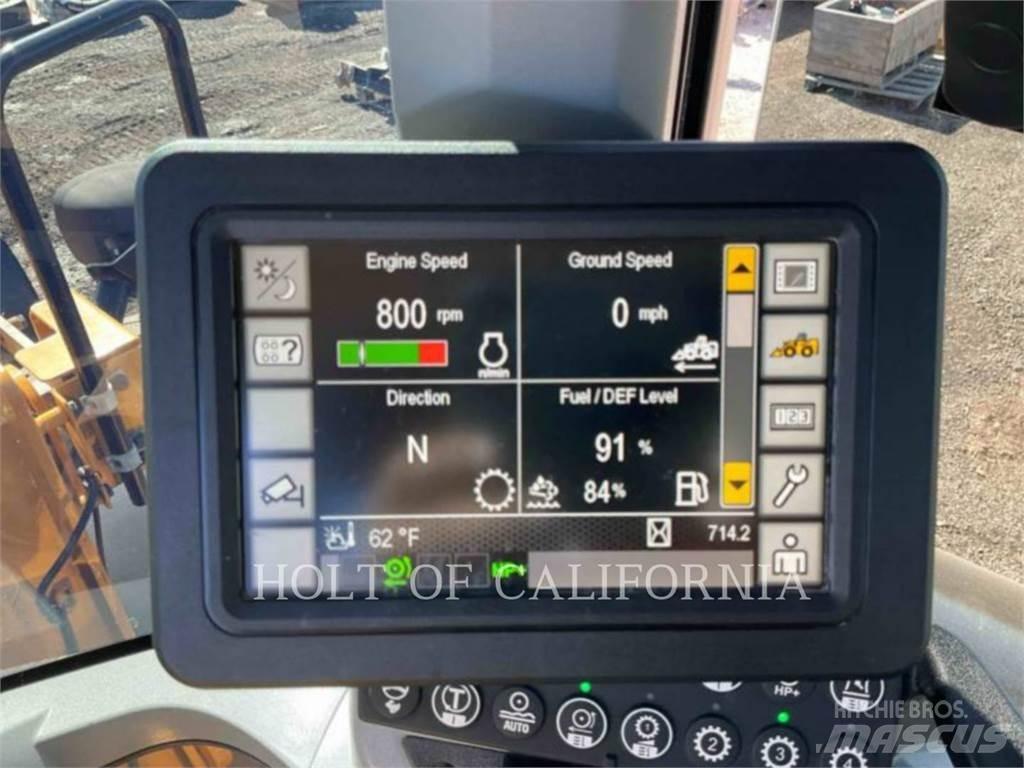 CAT 938M Wheel loaders