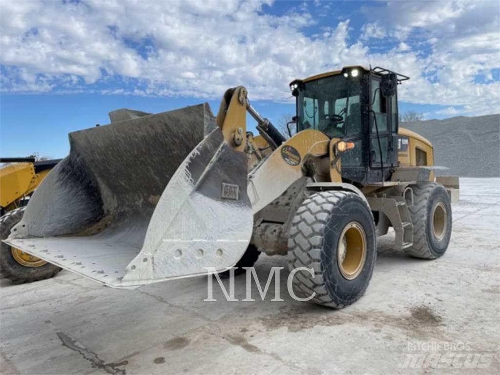 CAT 938M Wheel loaders