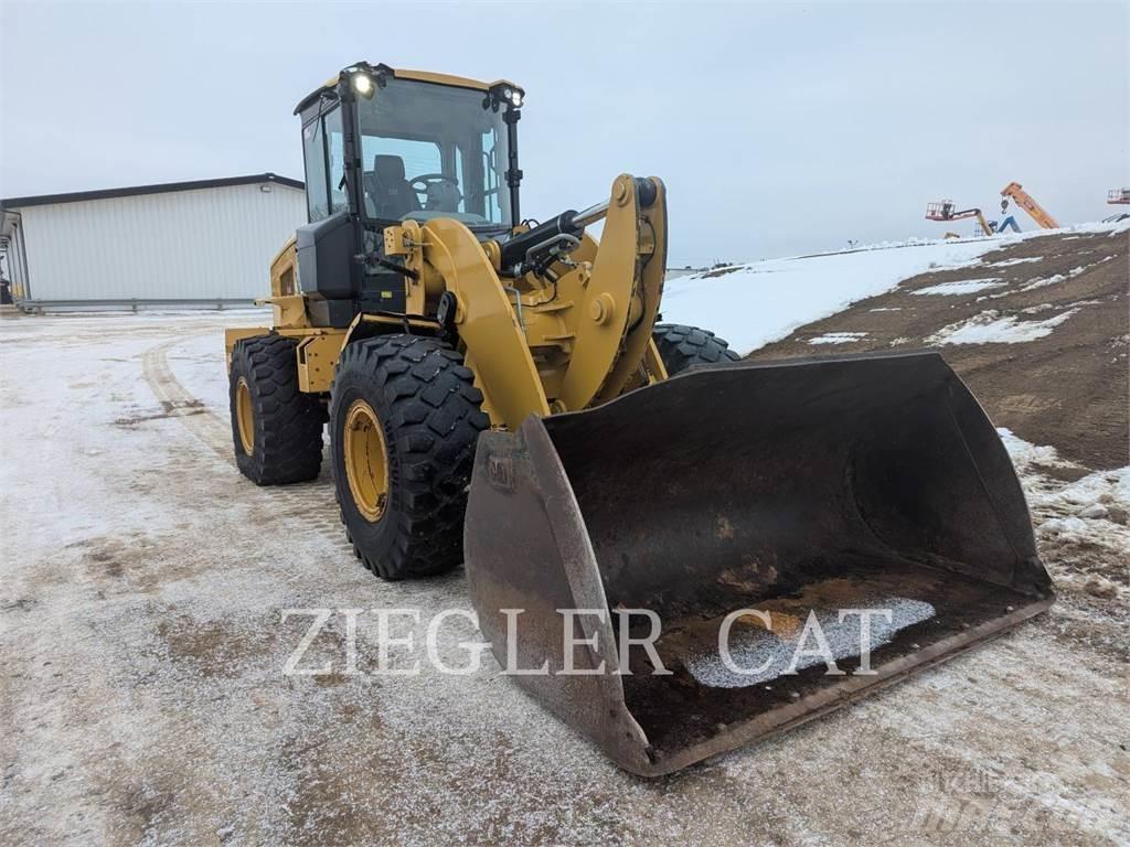 CAT 938M Wheel loaders