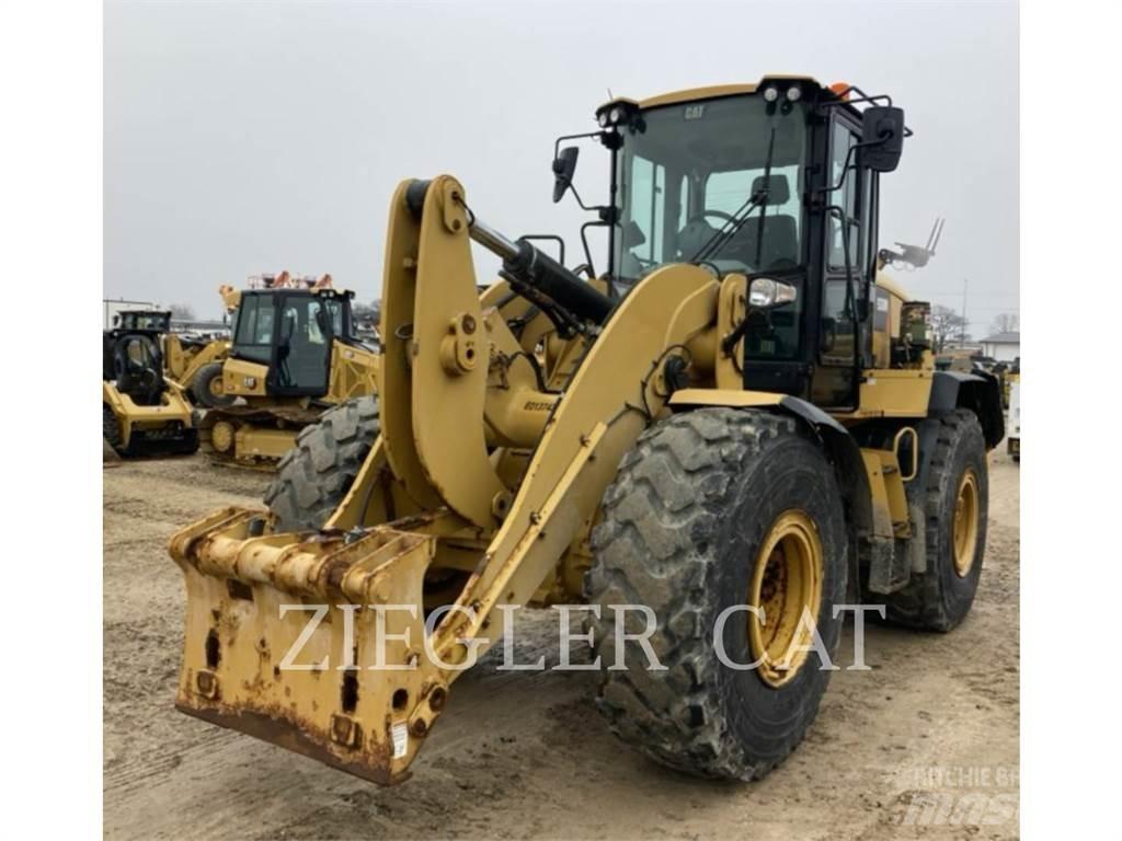 CAT 938M Wheel loaders