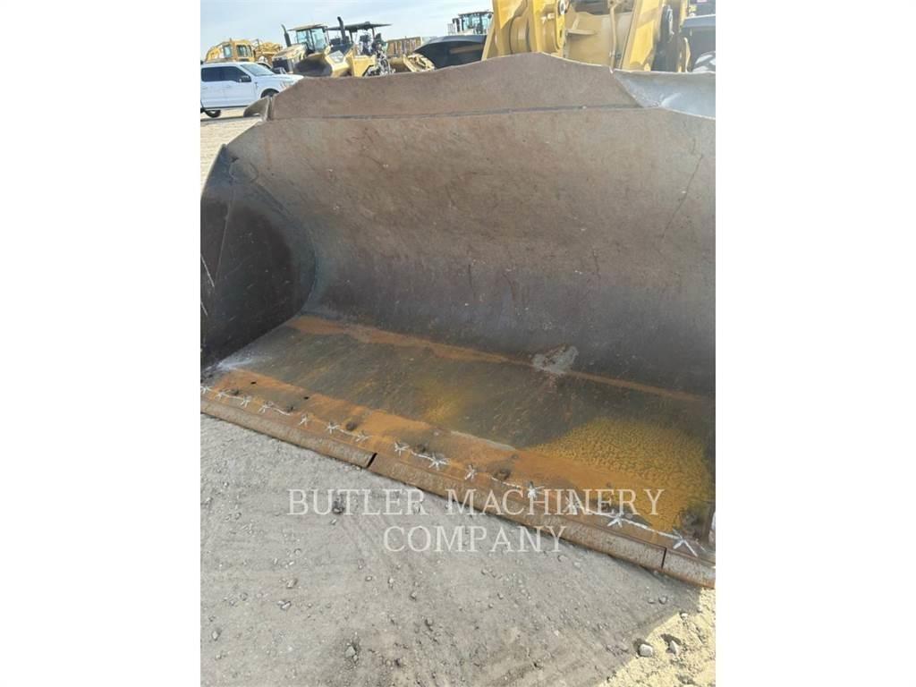 CAT 938M Wheel loaders