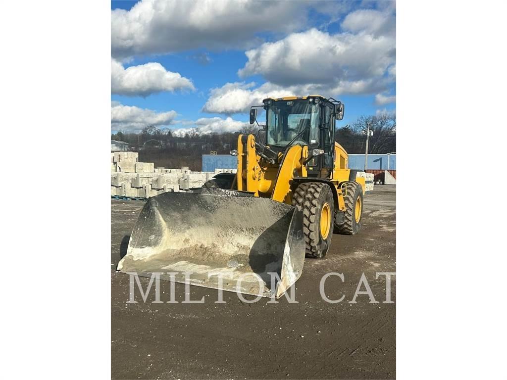 CAT 938M Wheel loaders