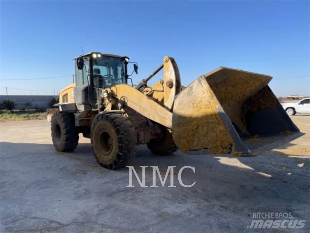 CAT 938M Wheel loaders