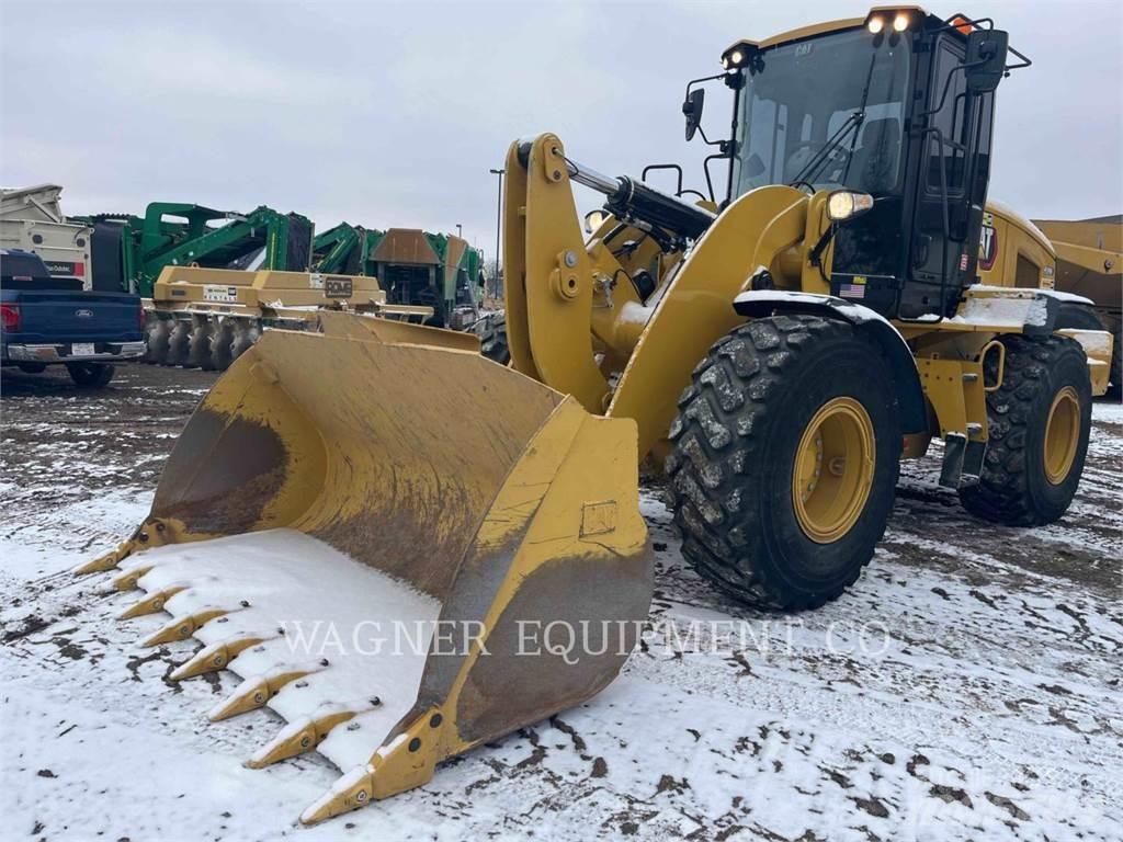 CAT 938M Wheel loaders