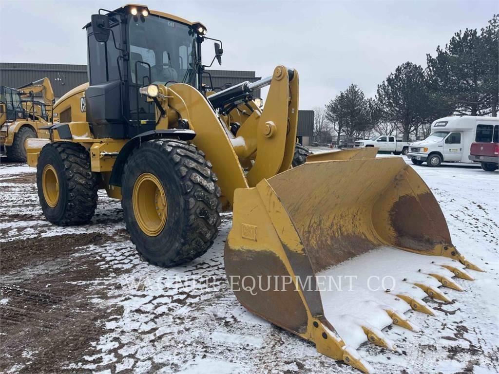CAT 938M Wheel loaders