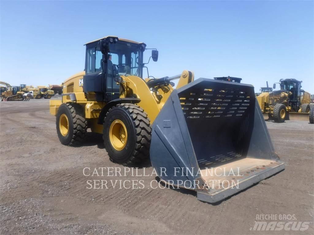 CAT 938M Wheel loaders