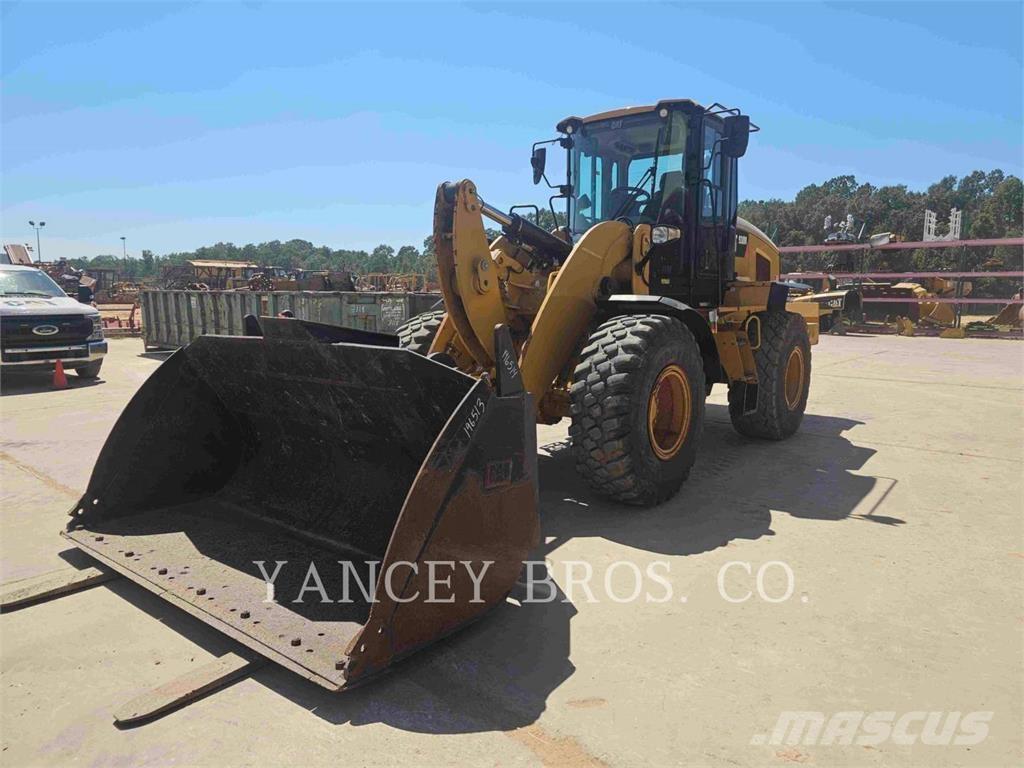CAT 938M Wheel loaders