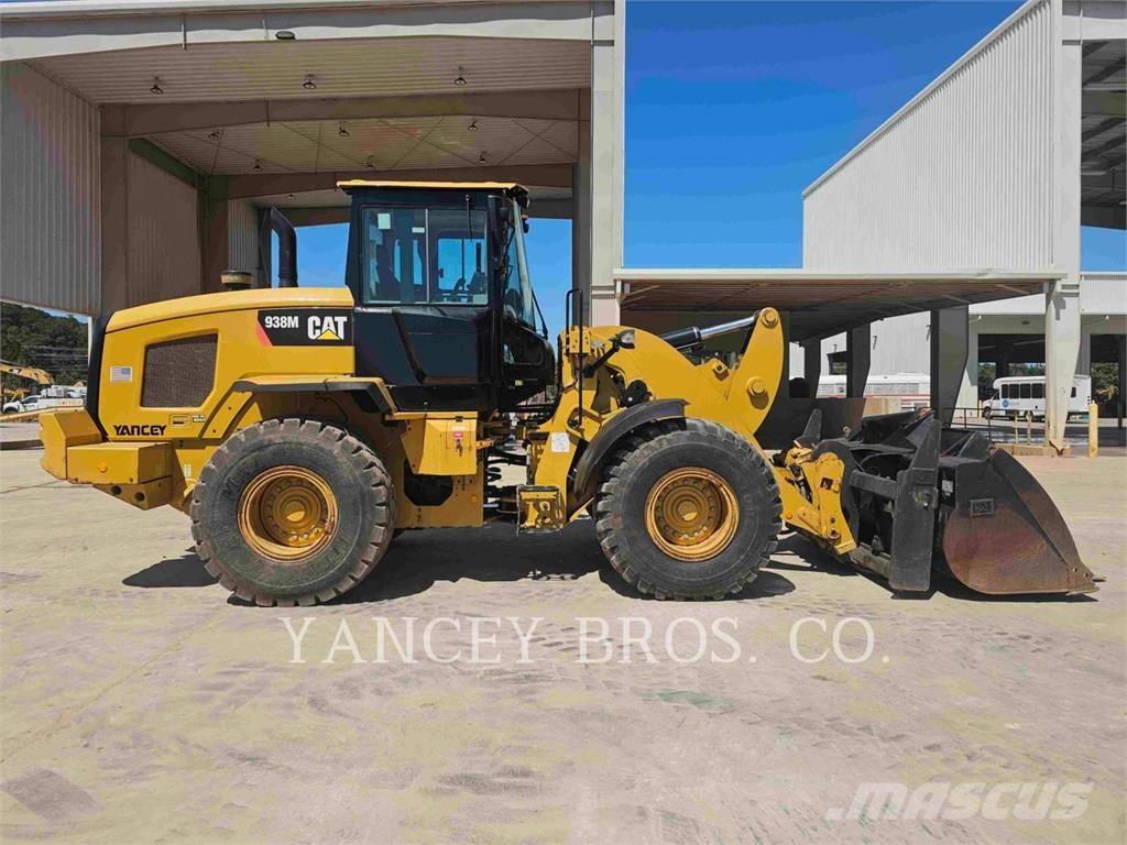 CAT 938M Wheel loaders