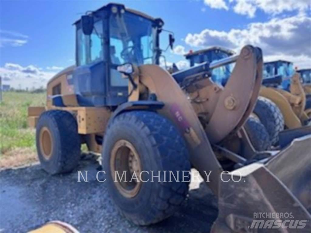 CAT 938M Wheel loaders