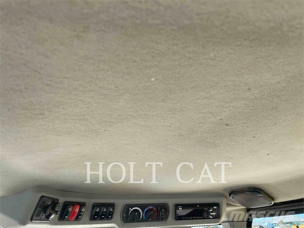 CAT 938M Wheel loaders