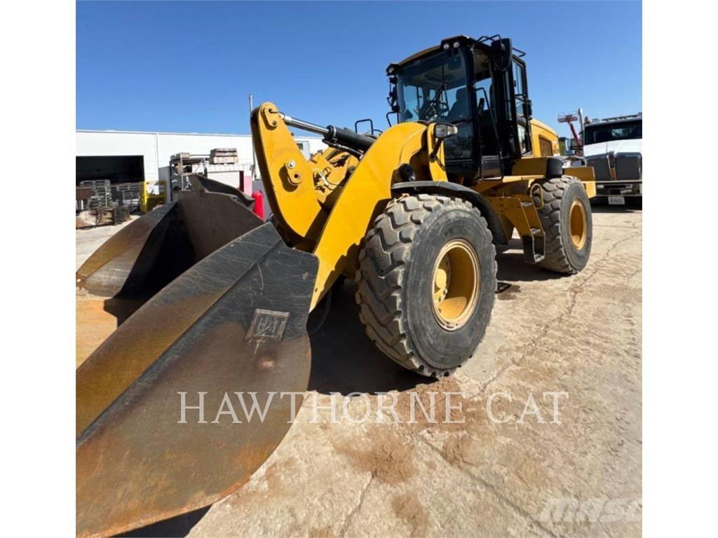 CAT 938M Wheel loaders