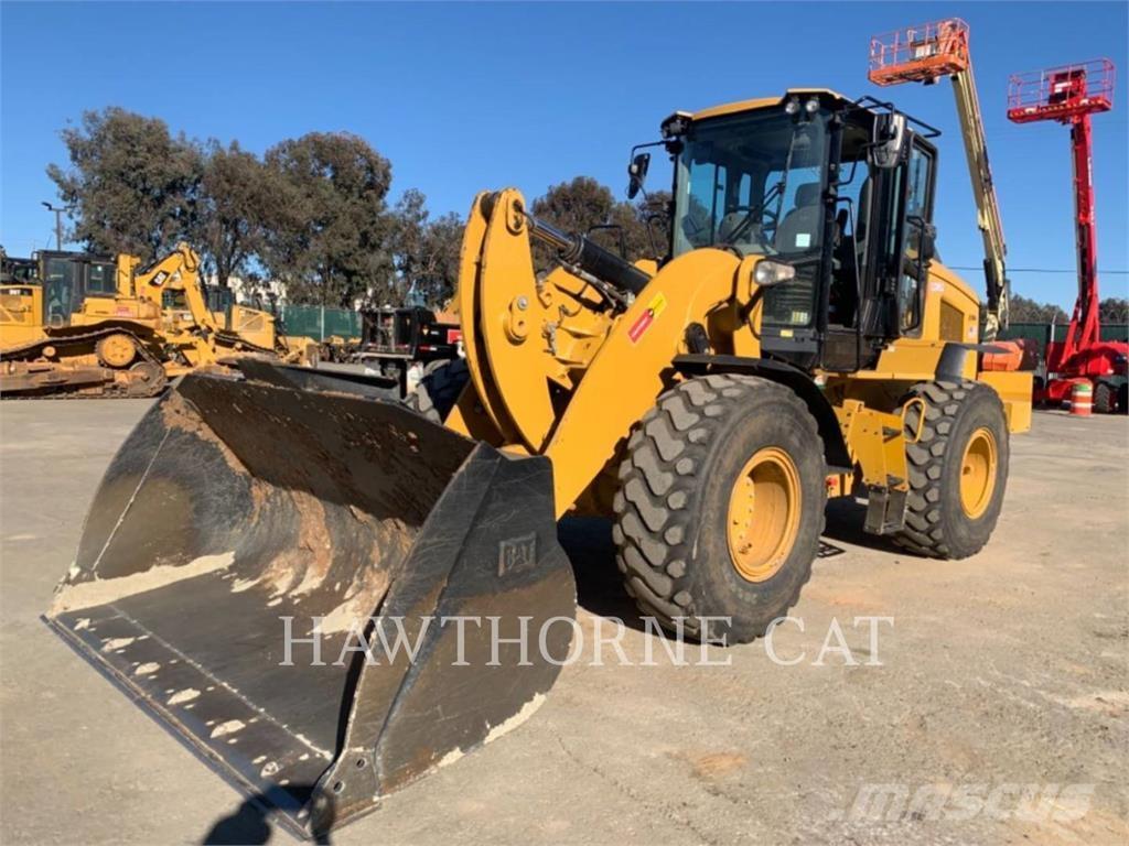 CAT 938M Wheel loaders