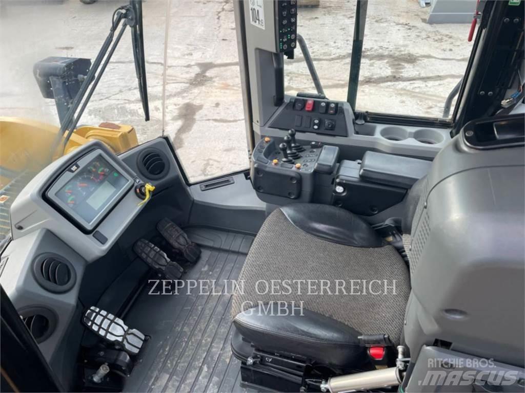 CAT 950M Wheel loaders