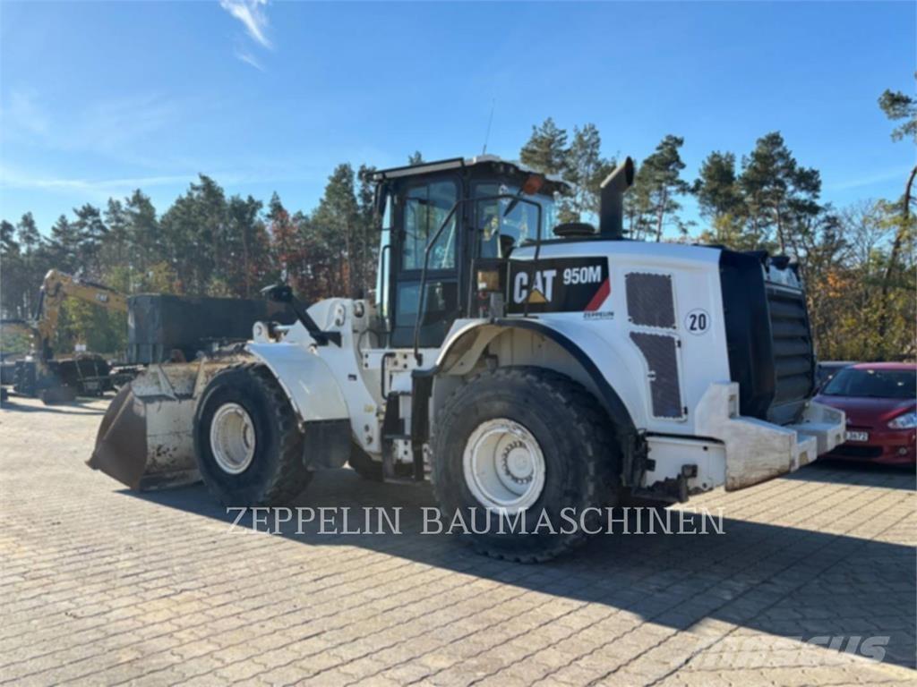 CAT 950M Wheel loaders