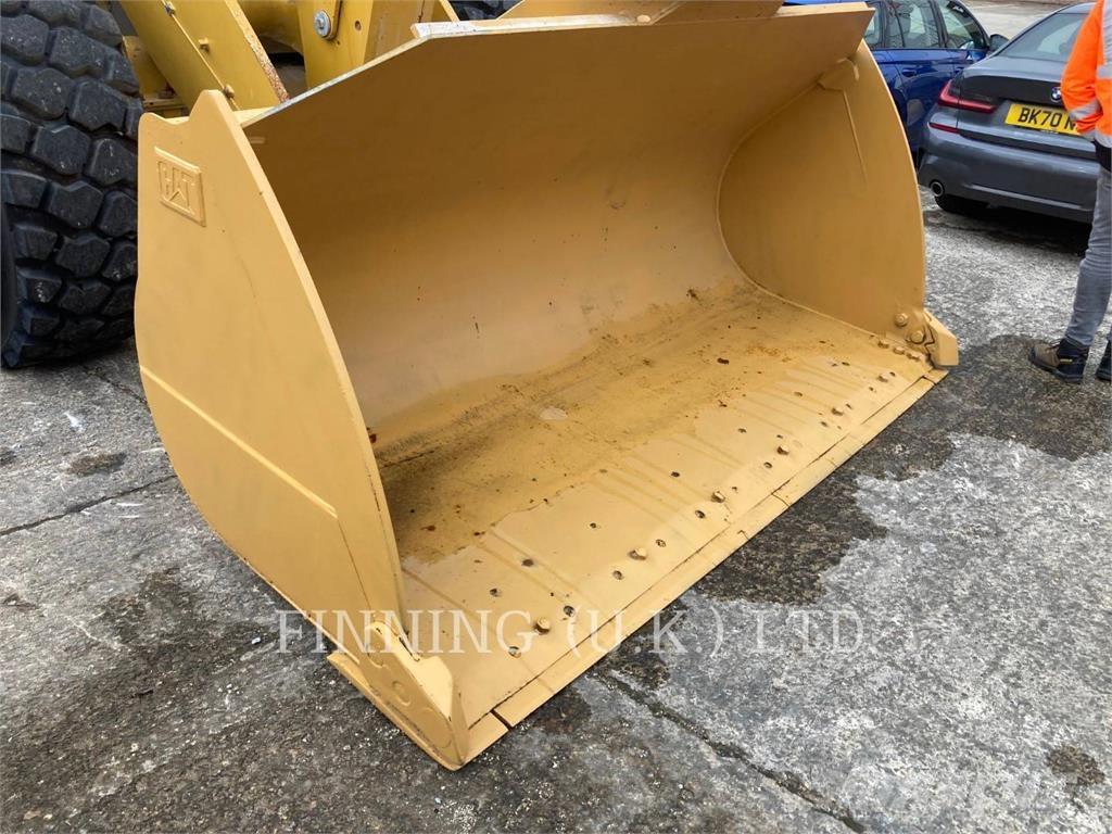 CAT 950M Wheel loaders