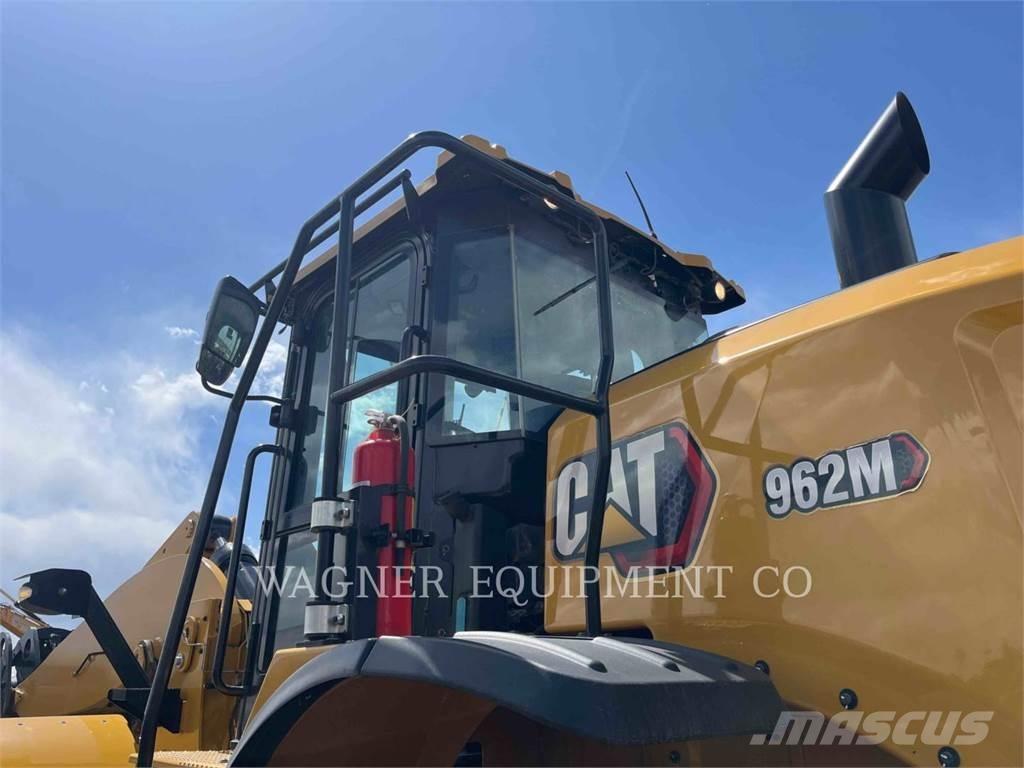 CAT 962M Wheel loaders