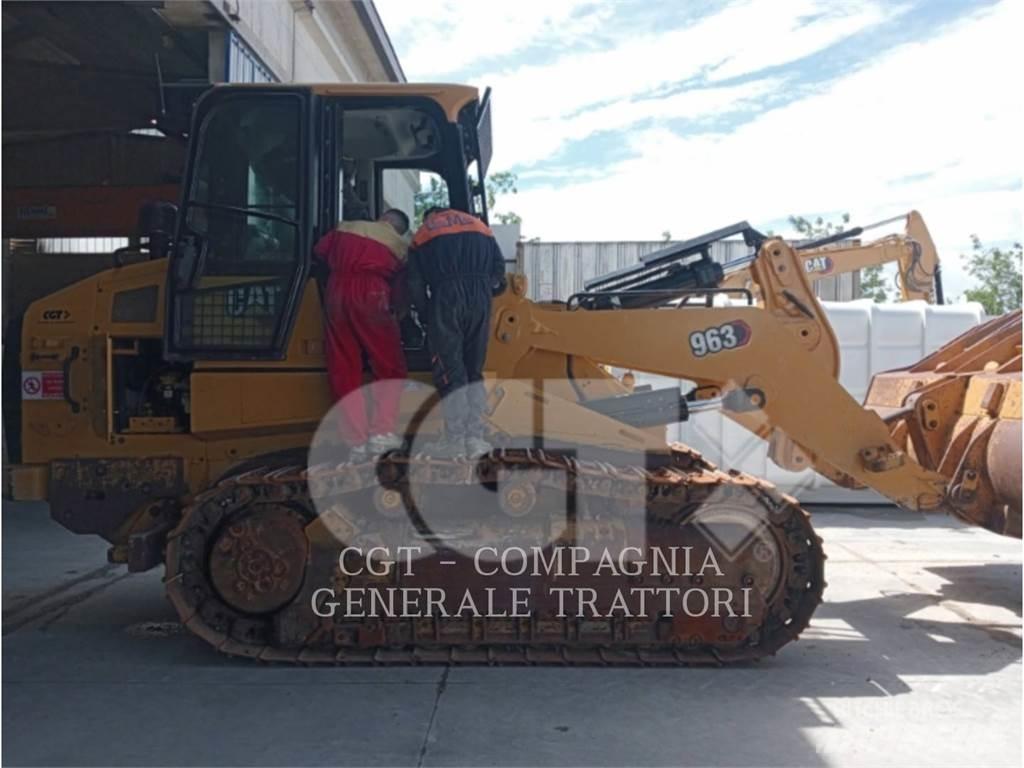 CAT 963 Crawler loaders