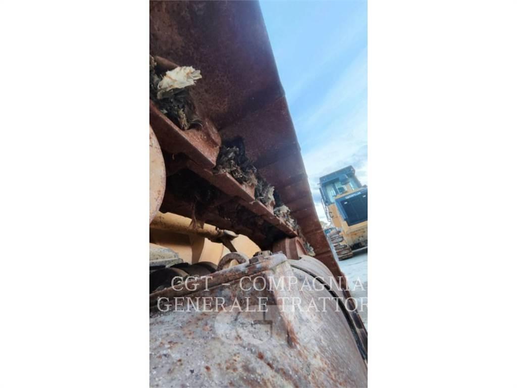 CAT 963D Crawler loaders