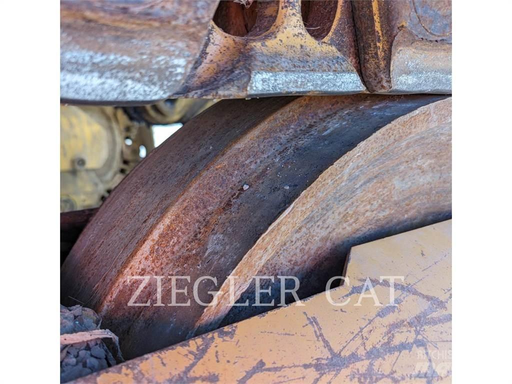 CAT 963K Crawler loaders