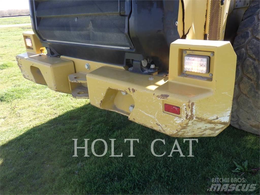 CAT 966M Wheel loaders
