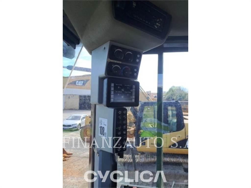 CAT 966M Wheel loaders