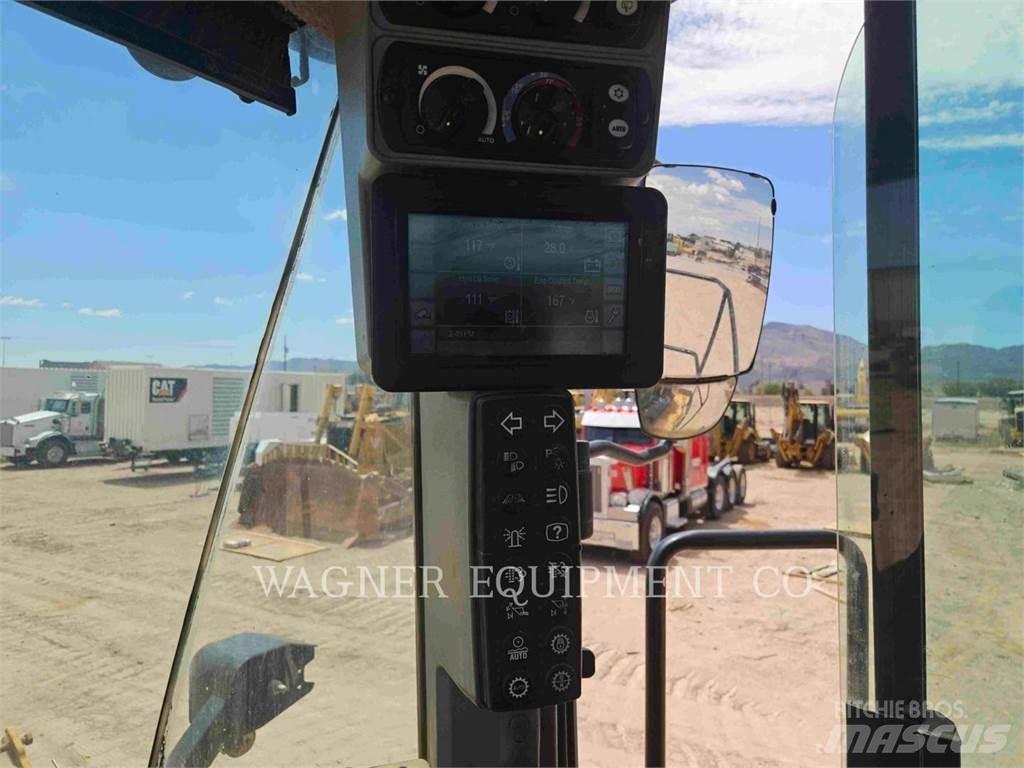 CAT 980M Wheel loaders
