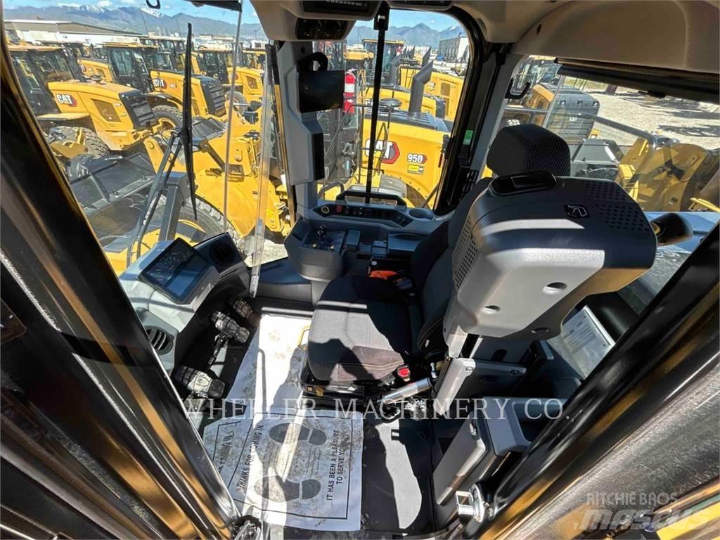 CAT 982 Wheel loaders
