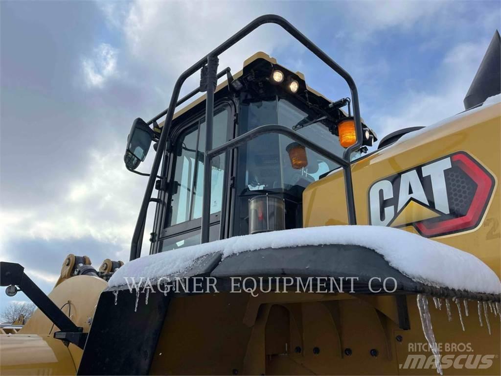 CAT 982 Wheel loaders