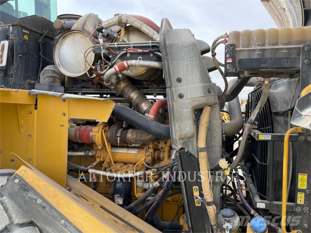 CAT 982M Wheel loaders