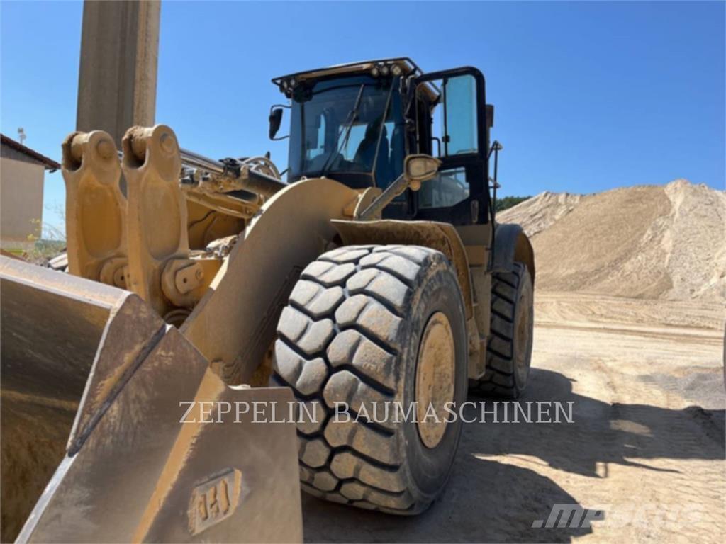 CAT 982M Wheel loaders