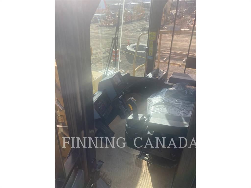 CAT 988H Wheel loaders
