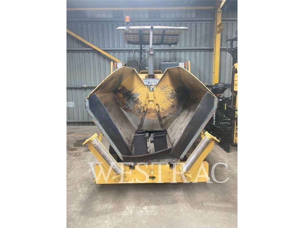 CAT AP-300 Asphalt pavers