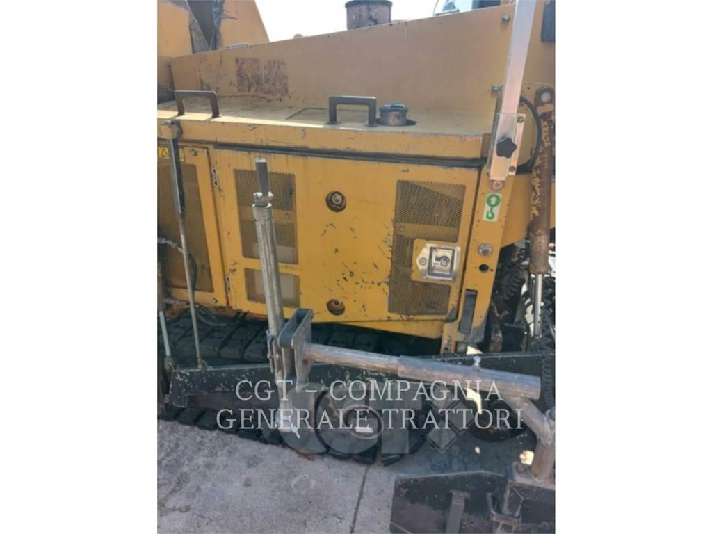 CAT AP255E Asphalt pavers