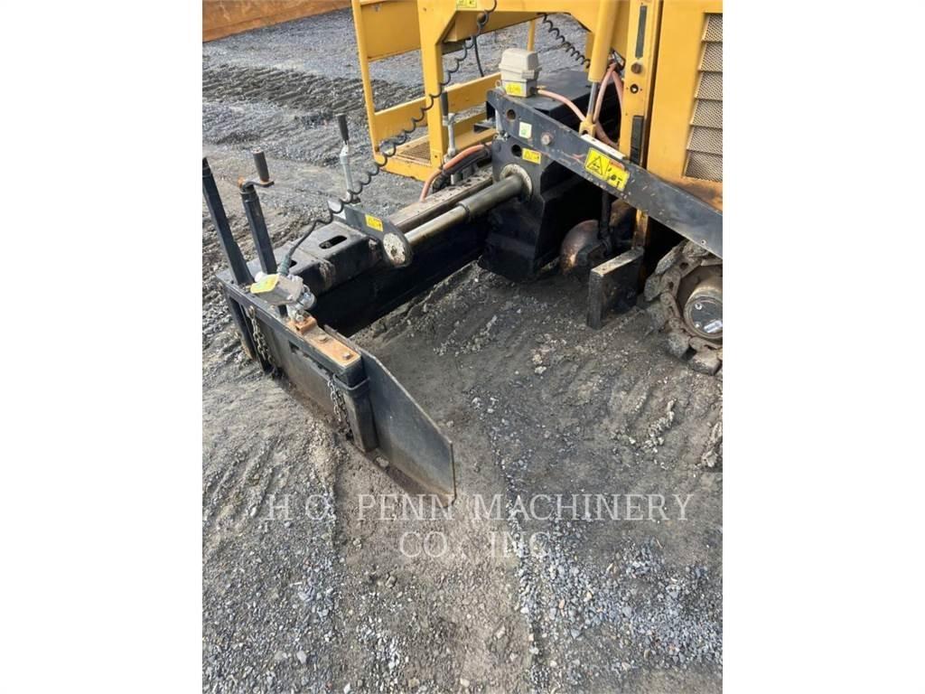 CAT AP255E Asphalt pavers