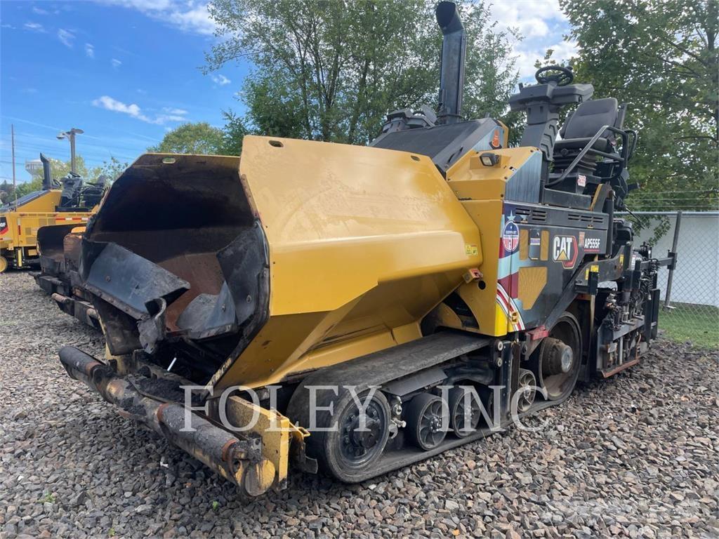 CAT AP555F Asphalt pavers