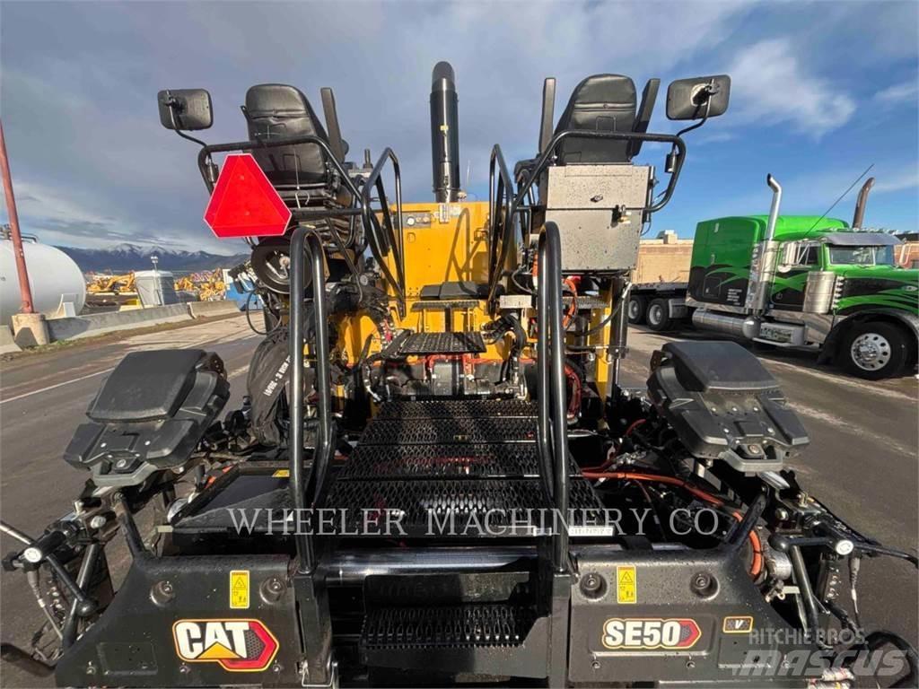 CAT AP655 Asphalt pavers