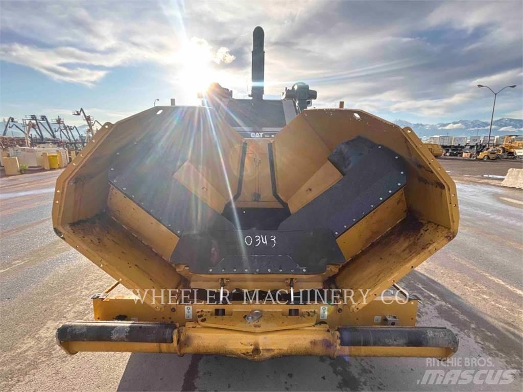 CAT AP655 Asphalt pavers