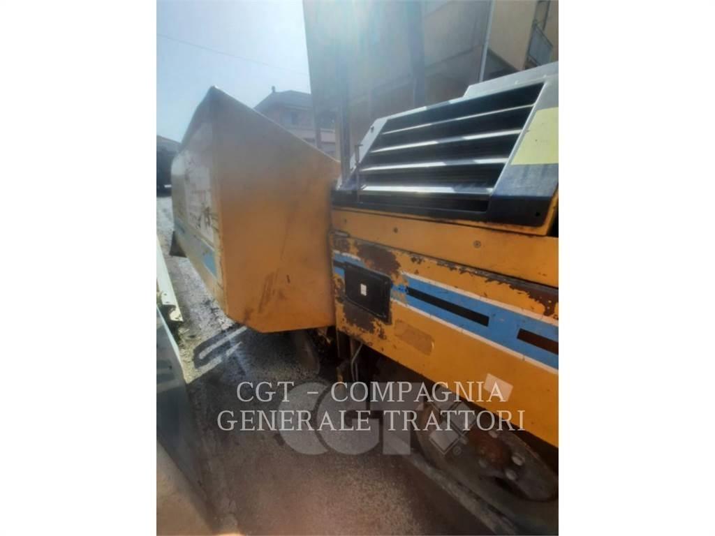 CAT BB730 Asphalt pavers