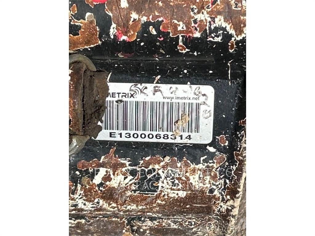 CAT BK300P15 Crawler excavators