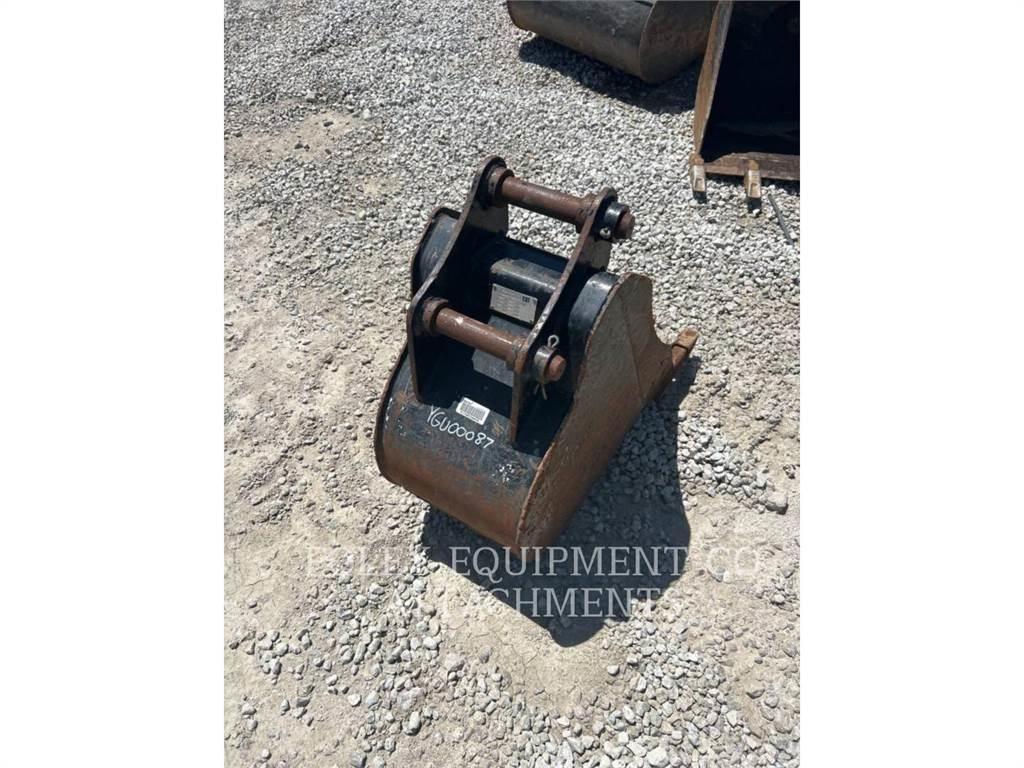 CAT BK305P18 Buckets