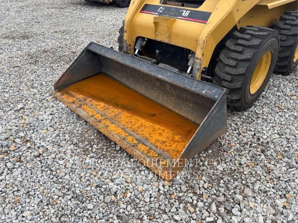 CAT BKSSLMP74 Buckets