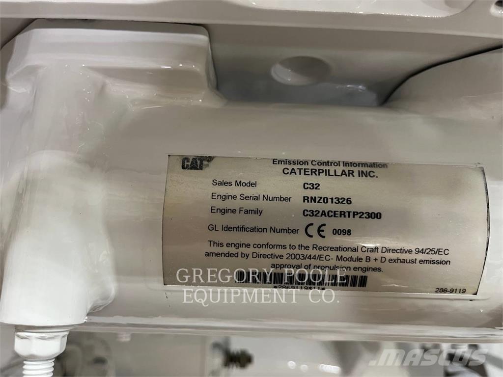 CAT C32 Marine auxiliary engines