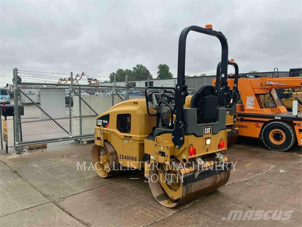 CAT CB 24 B Twin drum rollers