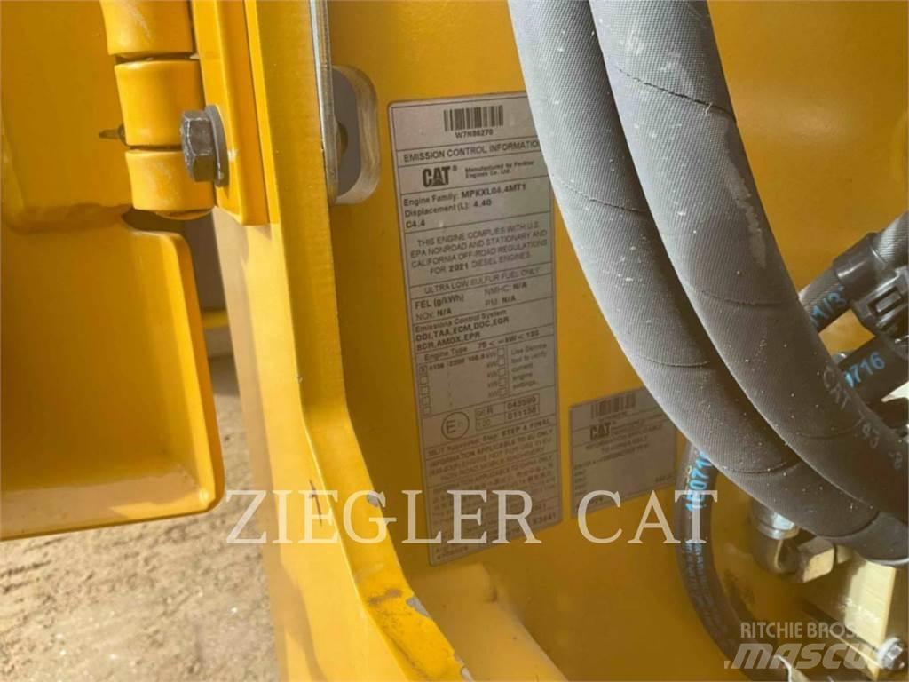 CAT CB13 Soil compactors