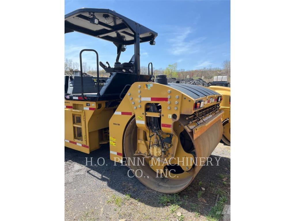 CAT CB13 Twin drum rollers