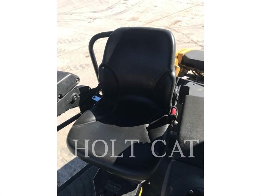 CAT CB13 Single drum rollers
