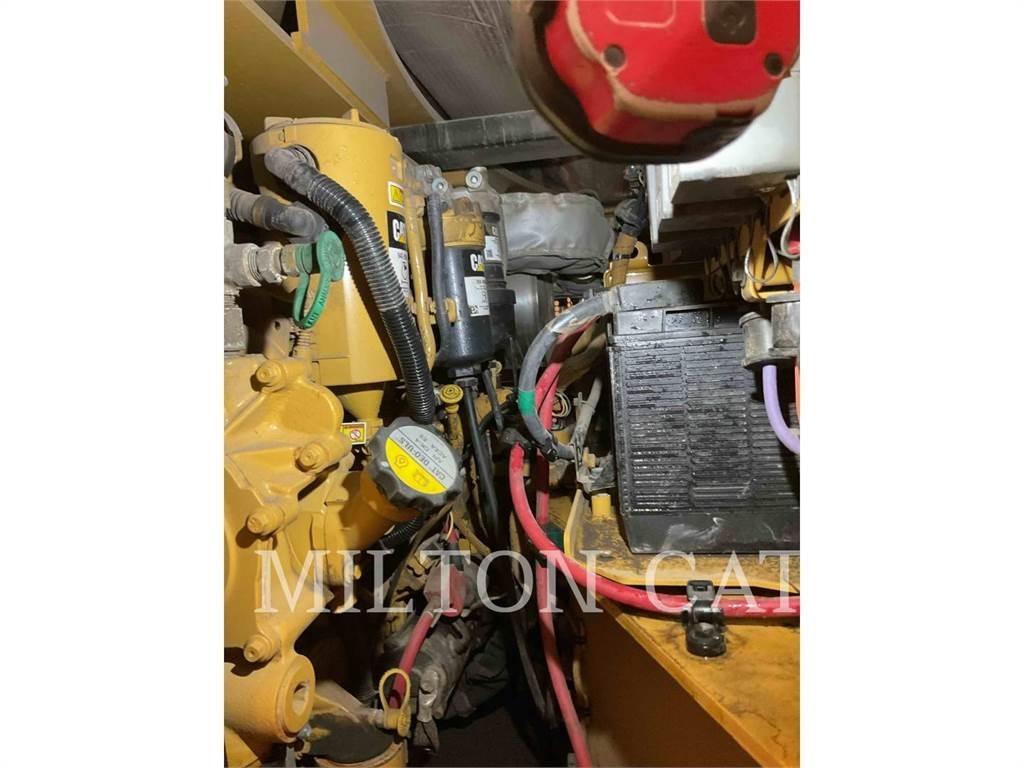 CAT CB15 Soil compactors