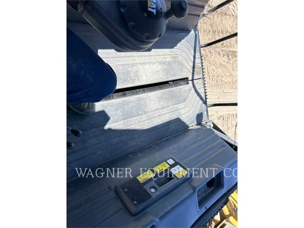 CAT CB16 Soil compactors