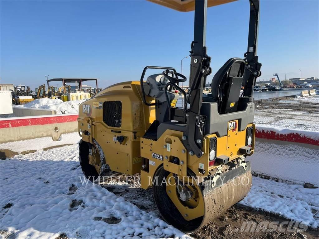 CAT CB2.5 Twin drum rollers